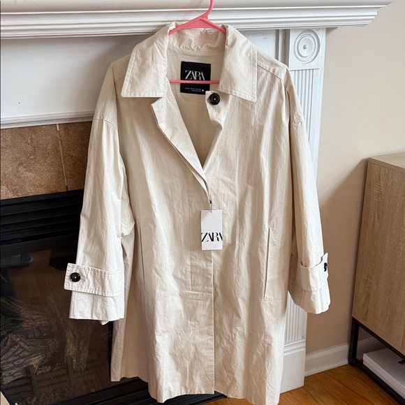 Zara Women's Classic Cream Trench Coat - Picture 2 of 5